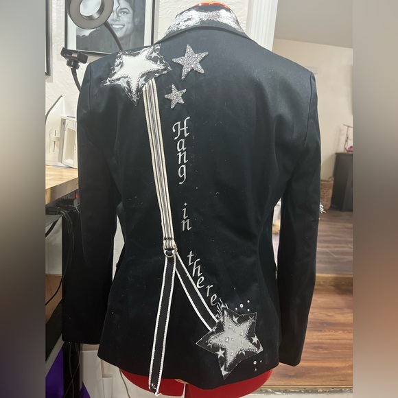 Black blazer with star in denim and fabric - Picture 8 of 10
